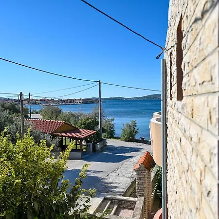 公寓 Frleta 比比涅